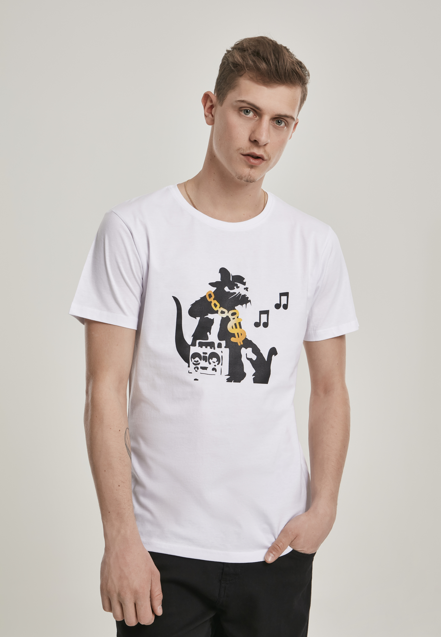 tshirt banksy