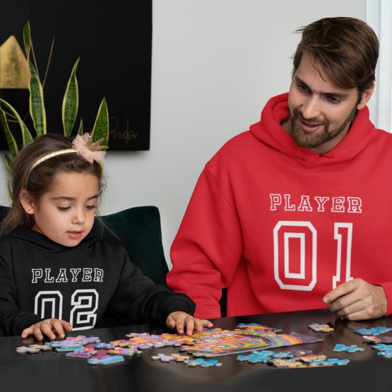Vader Dochter Hoodies Player 01 & 02 Rood