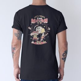 Retro T-shirt Lets Touch The Moon Zwart