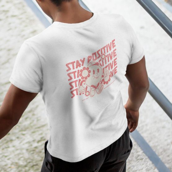 Retro T-shirt Stay Positive Wit