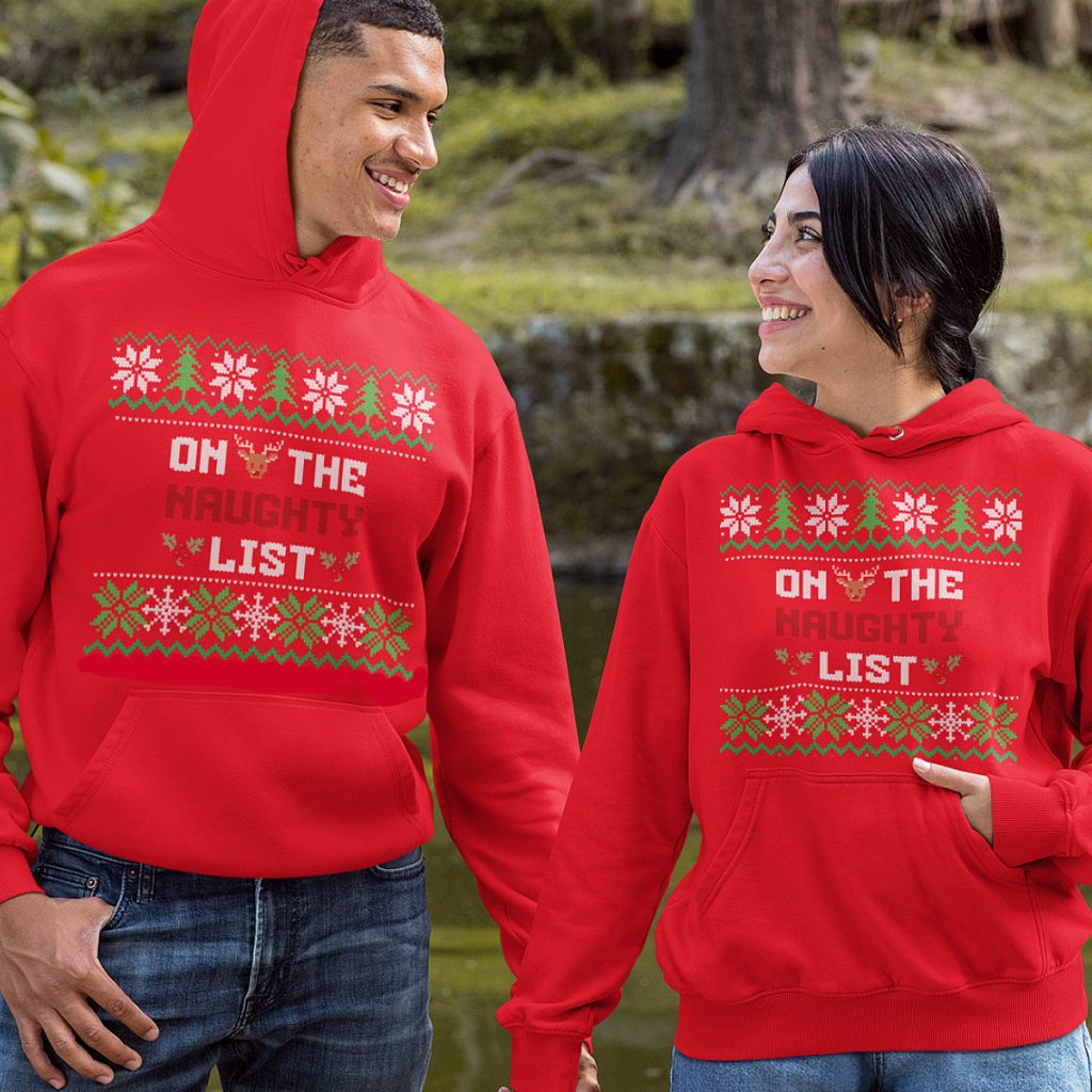 Rode Matching Kerst Hoodies On The Naughty List